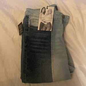 Kendall & Kylie NWT color block ultra babe skinny jeans